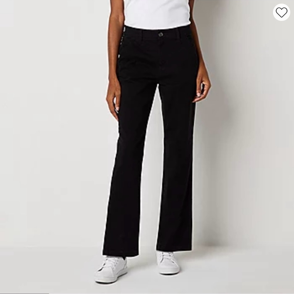 St John’s Bay Woman’s Relaxed Fit Girlfriend Chino Pants 8P Black NEW with tags